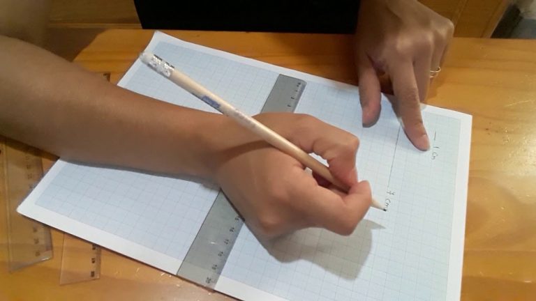 Descubre las infinitas posibilidades del papel milimetrado: ¡impulsa tu creatividad!